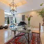Vik - Boutique (adults Only)