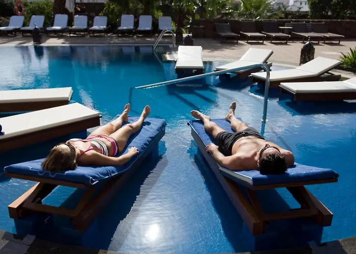 Vik - Boutique (adults Only) Hotell